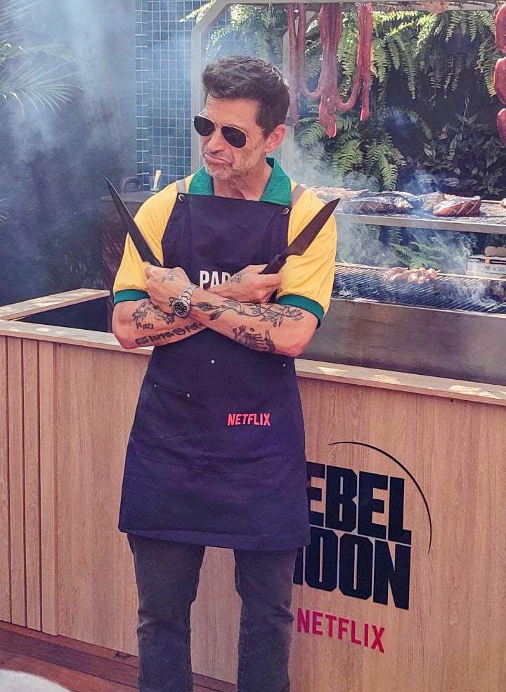 Zack Snyder e elenco de Rebel Moon fazem churrasco exclusivo em São Paulo;  saiba mais! - Estrelando
