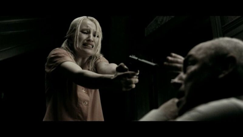 Foto: Reprodução HBO Max - Filme: Sucker Punch, violência contra mulher